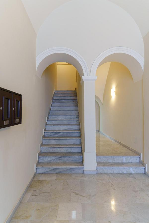 La Marchesina Room Catania Bagian luar foto