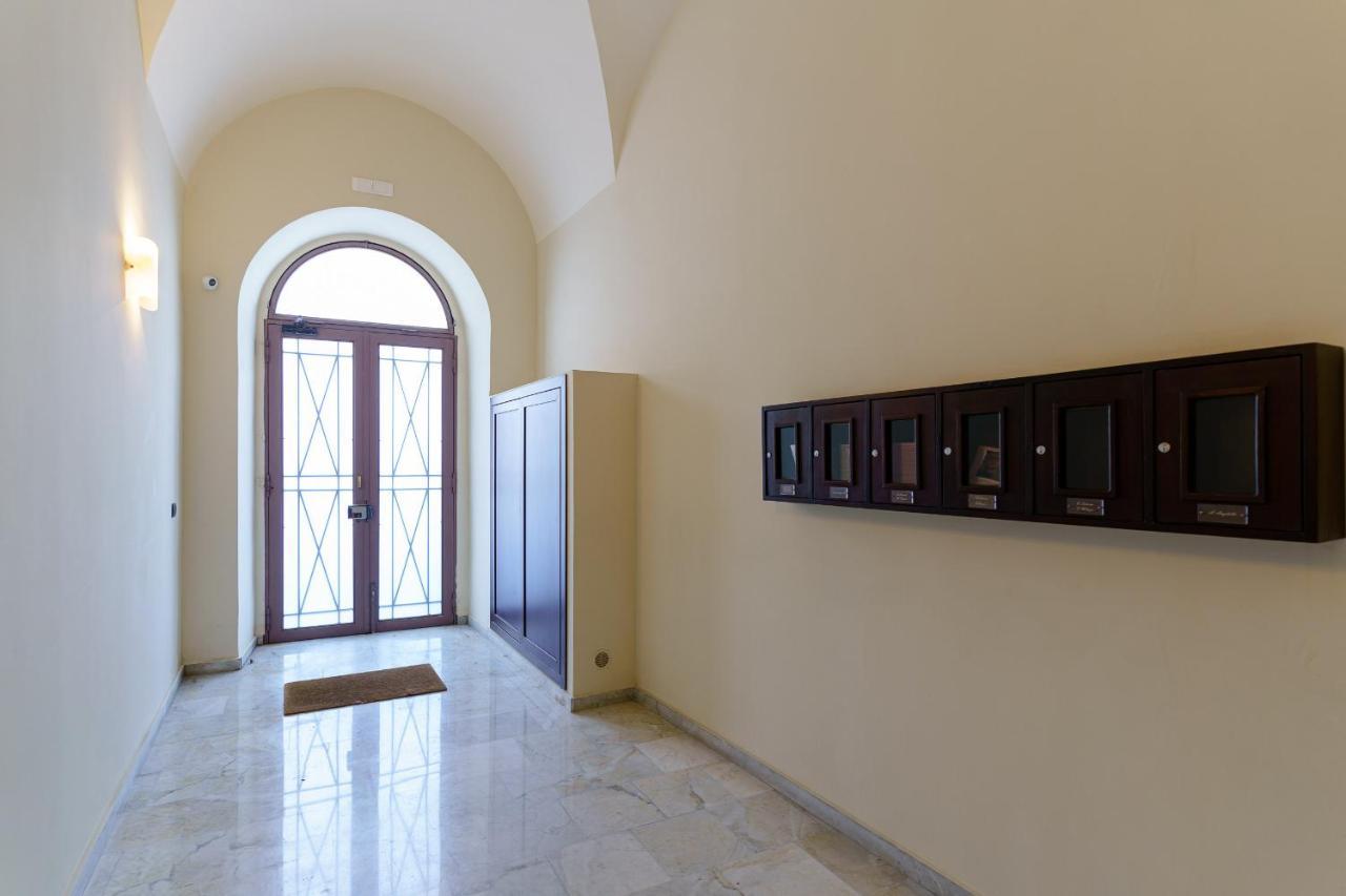 La Marchesina Room Catania Bagian luar foto